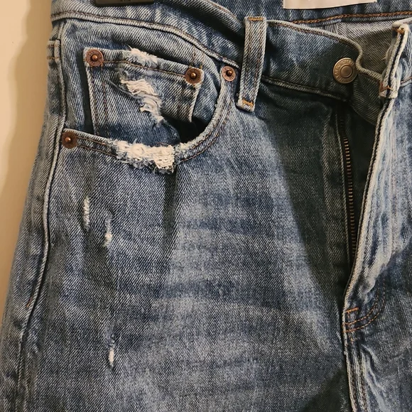 Jeans - Picture 2 of 4